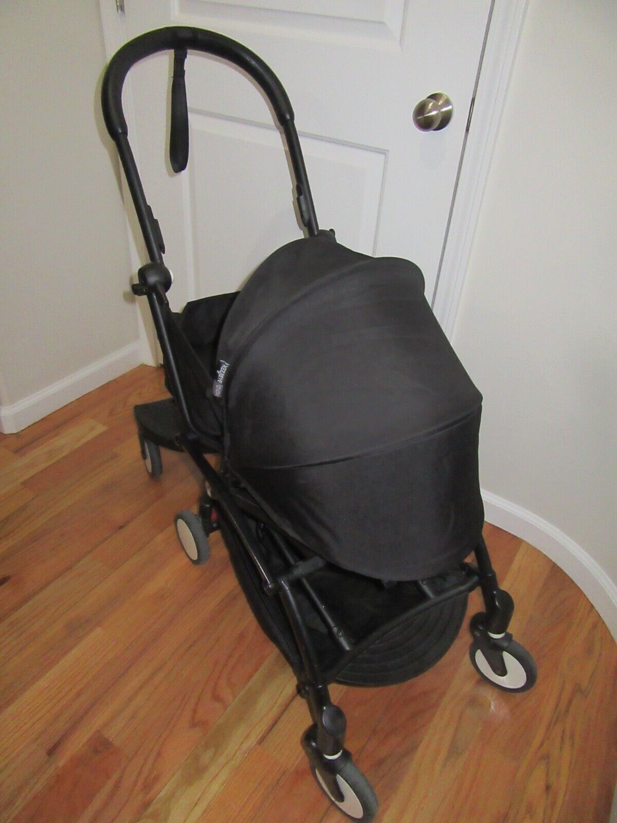 Black Babyzen YOYO2 stroller, bassinet and board - Used in a great condition