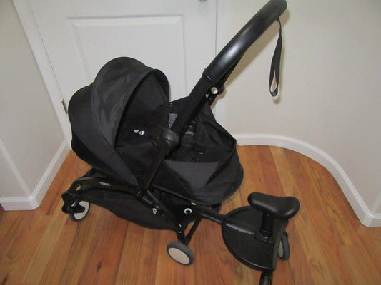 Black Babyzen YOYO2 stroller, bassinet and board - Used in a great condition
